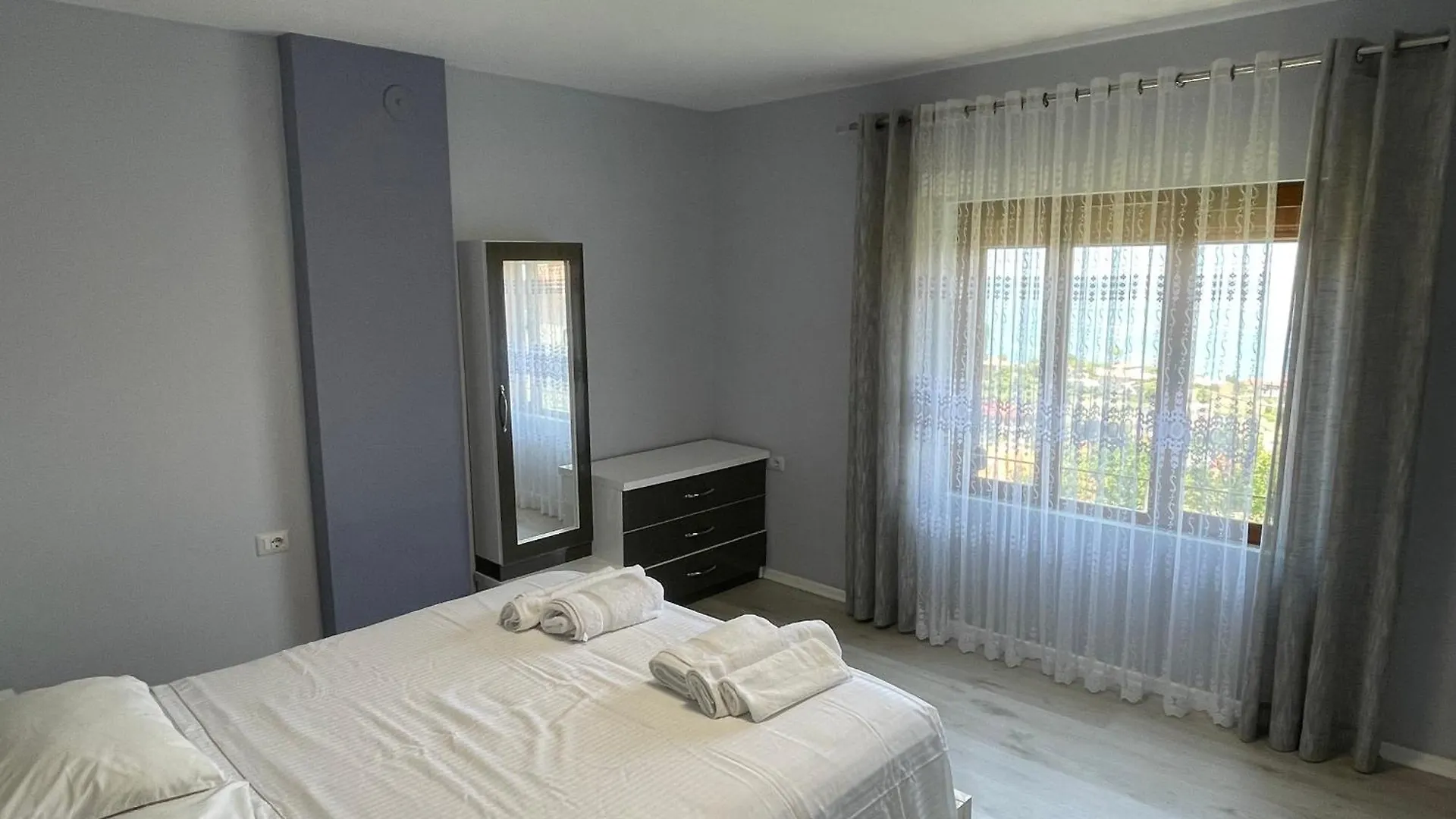 Memlishte Villa Vista Lago ألبانيا